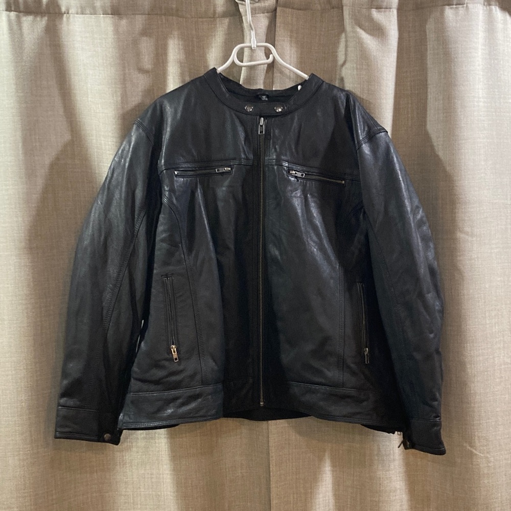 Men's Classic Black Leather Jacket